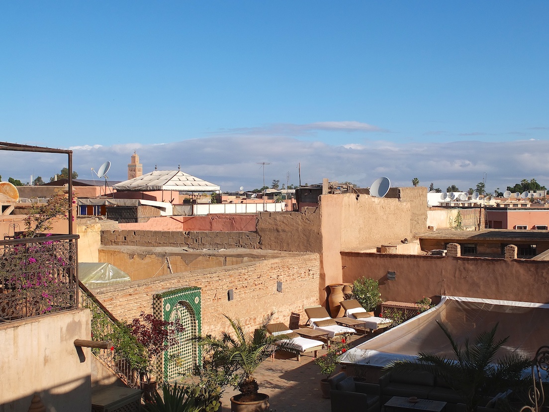 Marrakesch  -  Aussicht von der Dachterasse des Riad Aladdin